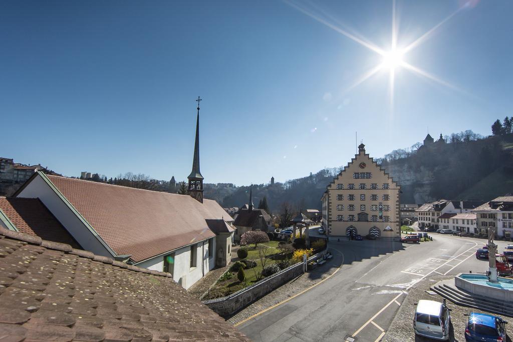Hotel Restaurant Au Sauvage Freiburg im Üechtland Zimmer foto