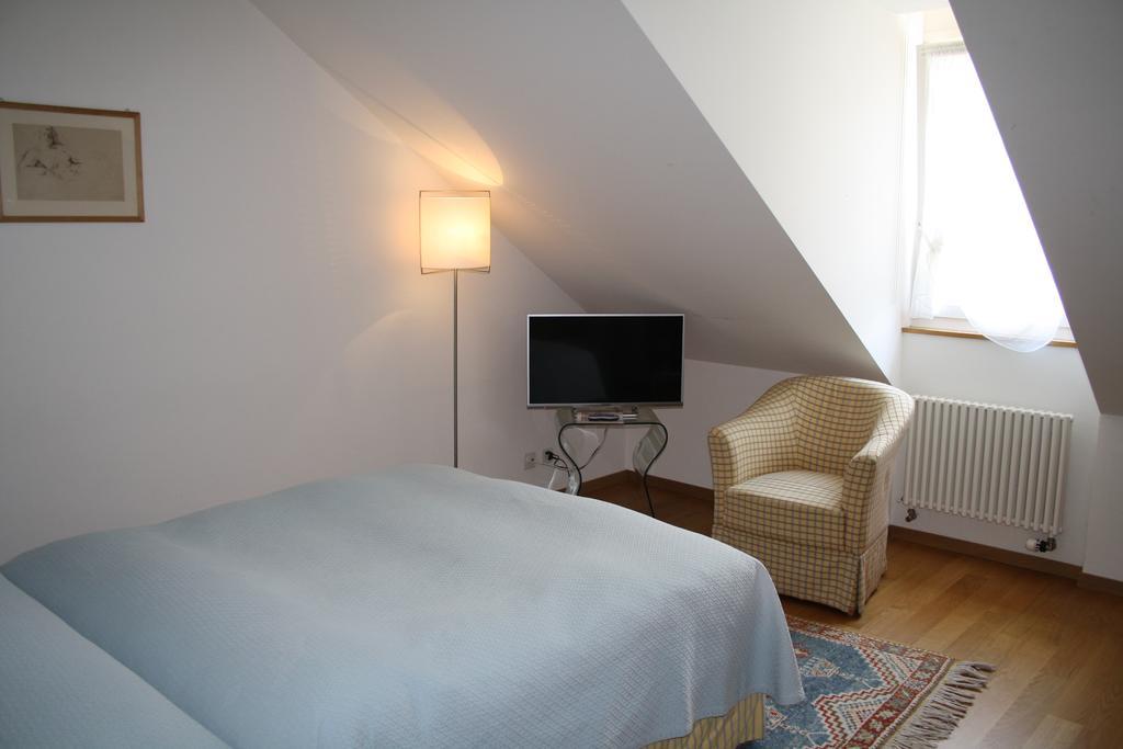 Hotel Restaurant Au Sauvage Freiburg im Üechtland Zimmer foto